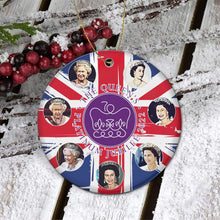 Load image into Gallery viewer, 2022 Platinum Jubilee Christmas Ornament - Queen Elizabeth II Platinum Jubilee Commemorative - The Queen&#39;s Platinum Jubilee Emblem - Merry Christmas Tree Decoration Xmas Ceramic Ornaments