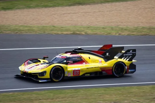 Robert Kubica driving the No. 83 AF Corse Ferrari 499P, co-driven with Robert Shwartzman and Yifei Ye in 2024.