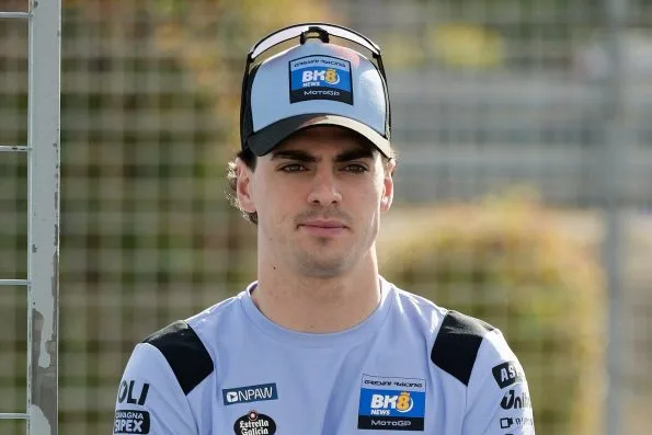 Fermín Aldeguer in BK8 Gresini Racing team clothing and cap at the 2026 Spanish Grand Prix.